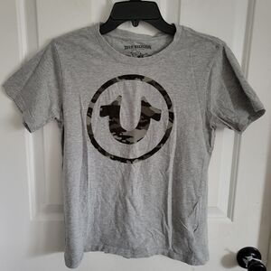 True Religion Boys Gray Camo Logo Short Sleeve Tshirt Size Large 14/16